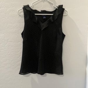 Ann Taylor Factory short sleeved blouse black and white dots size 10